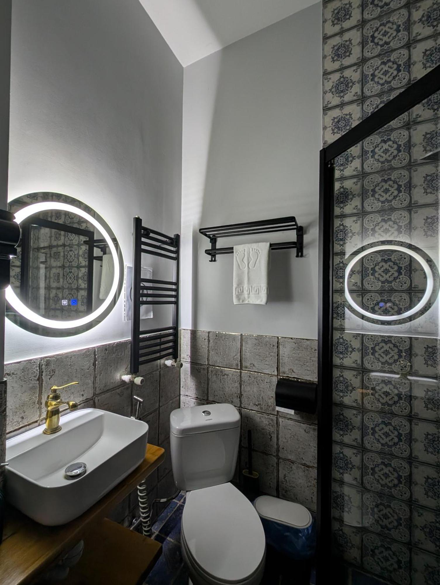 Apart Hotel Console Tbilisi Exterior photo